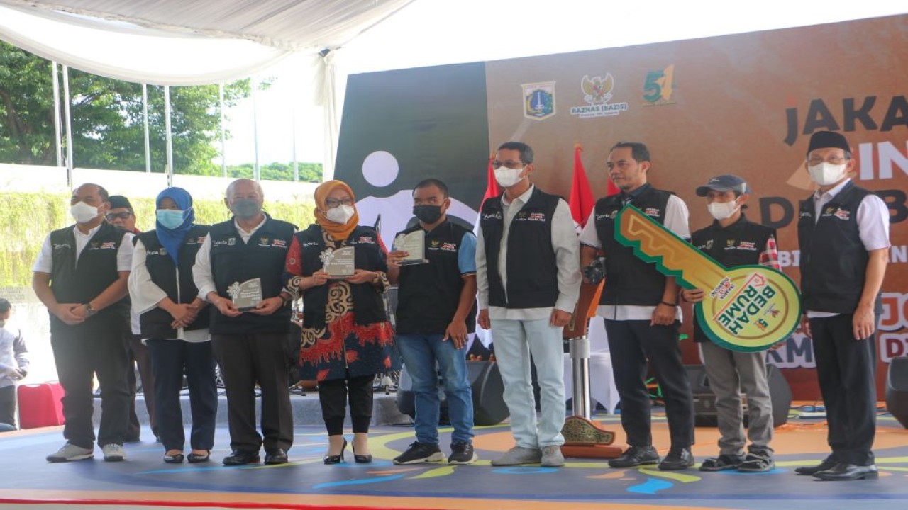 Penjabat (Pj) Gubernur DKI Jakarta, Heru Budi Hartono, menghadiri sekaligus membuka kegiatan 'Jakarta Cinta Disabilitas', yang diinisiasi Baznas (BAZIS) DKI Jakarta di Lapangan Banteng, Jakarta Pusat (Jakpus), Sabtu (3/12/2022). (Istimewa/PPID DKI Jakarta) 