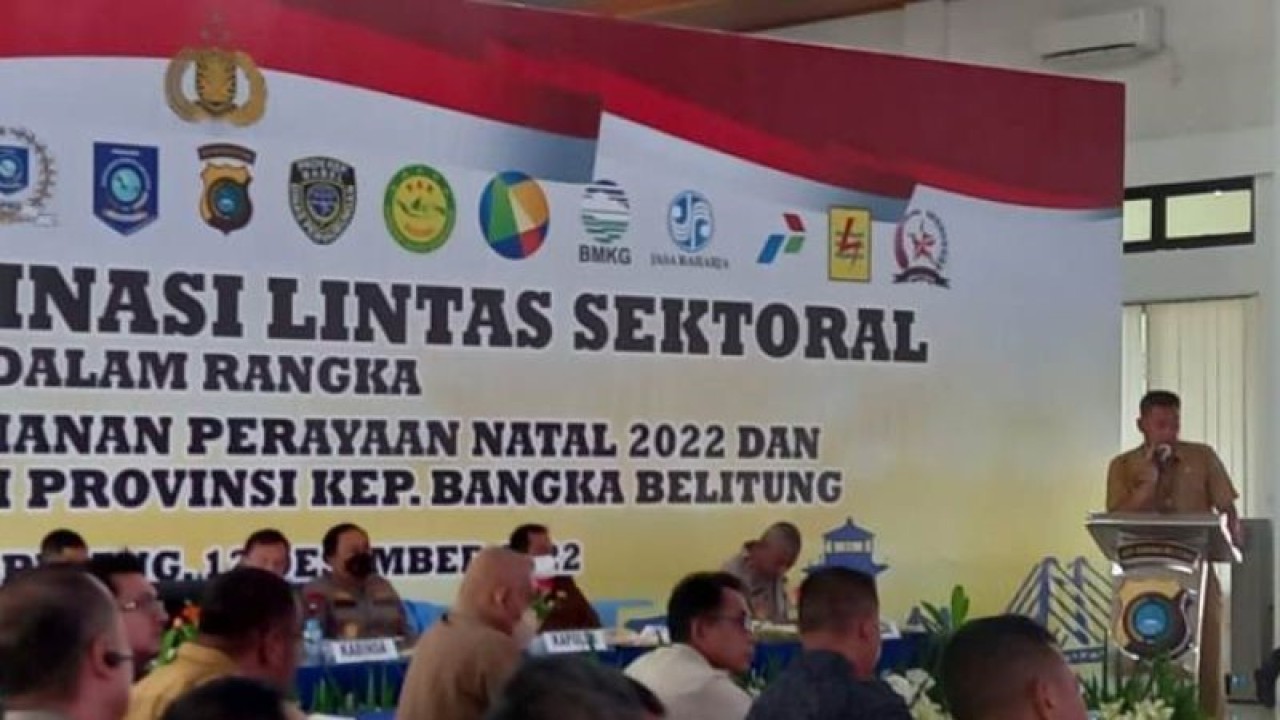 Disperindag Provinsi Kepulauan Babel laporkan stok beras cukup saat Rakor Lintas Sektoral Operasi Lilin Menumbing 2022 di Pangkalpinang. ANTARA (Aprionis)