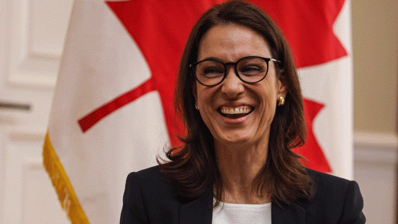 Duta Besar Kanada untuk Indonesia Nadia Burger menjawab pertanyaan dalam sesi wawancara khusus di kediamannya di Jakarta, Selasa (13/12/2022). (ANTARA FOTO/Asprilla Dwi Adha/aww.)