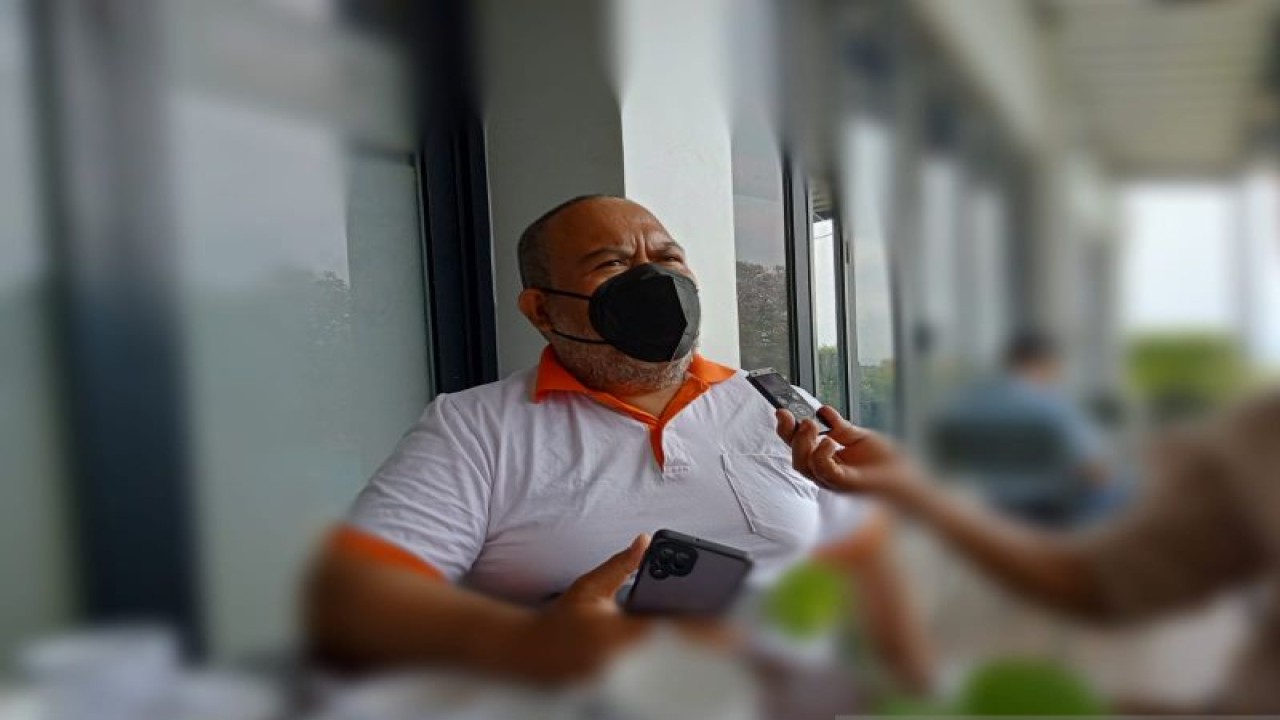 Ketua Forum Pengurangan Risiko Bencana (FPRB) Kabupaten Kupang Provinsi Nusa Tenggara Timur Elfrid V Saneh. (ANTARA/Benny Jahang)