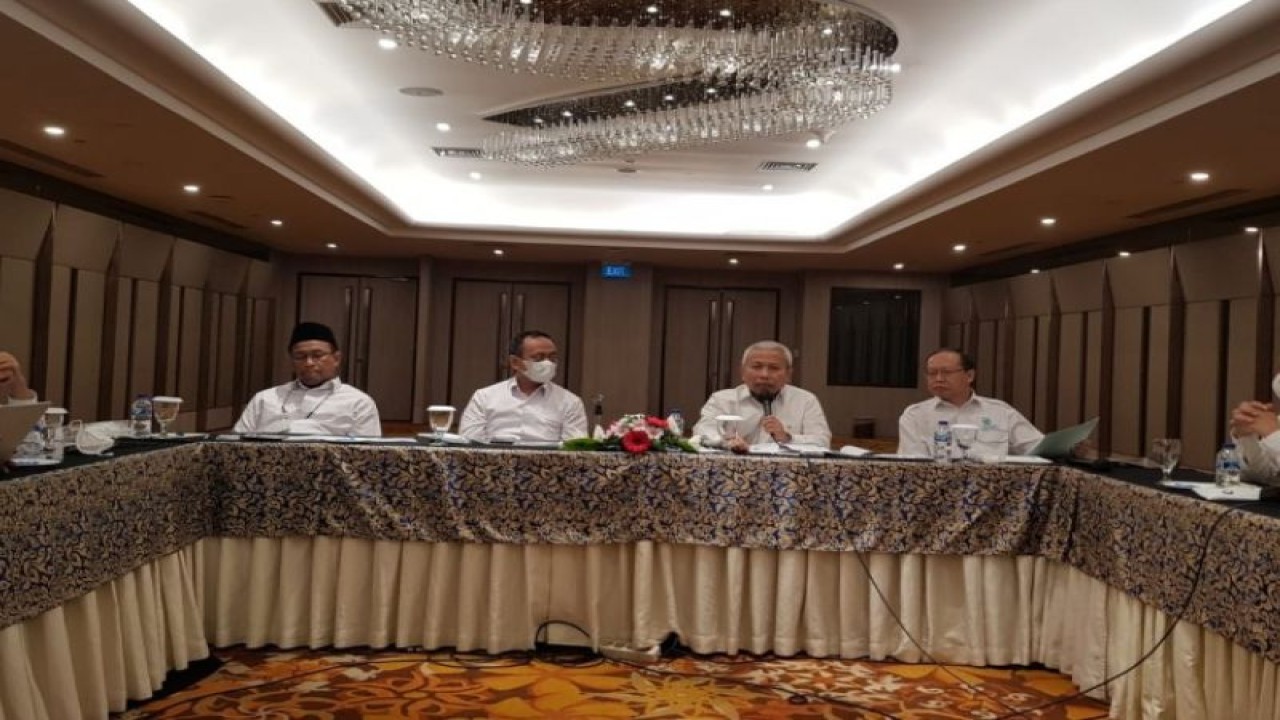 Suasana forum diskusi kelompok untuk membahas peta jalan pendirian dan penegerian madrasah. (ANTARA/HO Kemenag)