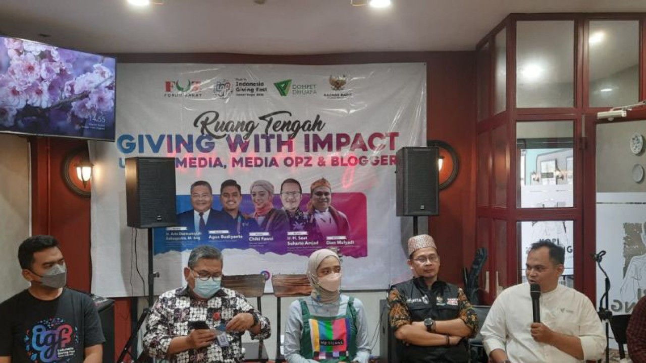 Forum Zakat (FOZ) menyelenggarakan konferensi pers pelaksanaan Festival Indonesia Giving Fest 2022 di Jakarta, Rabu (7/12/2022). (ANTARA/Asep Firmansyah)