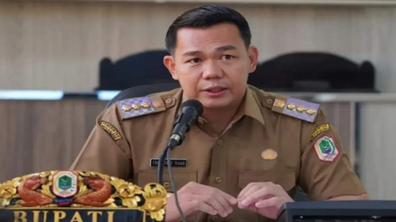 Bupati Kapuas Hulu Fransiskus Diaan. ANTARA/HO-Prokopim Setda Kapuas Hulu (Teofilusianto Timotius)
