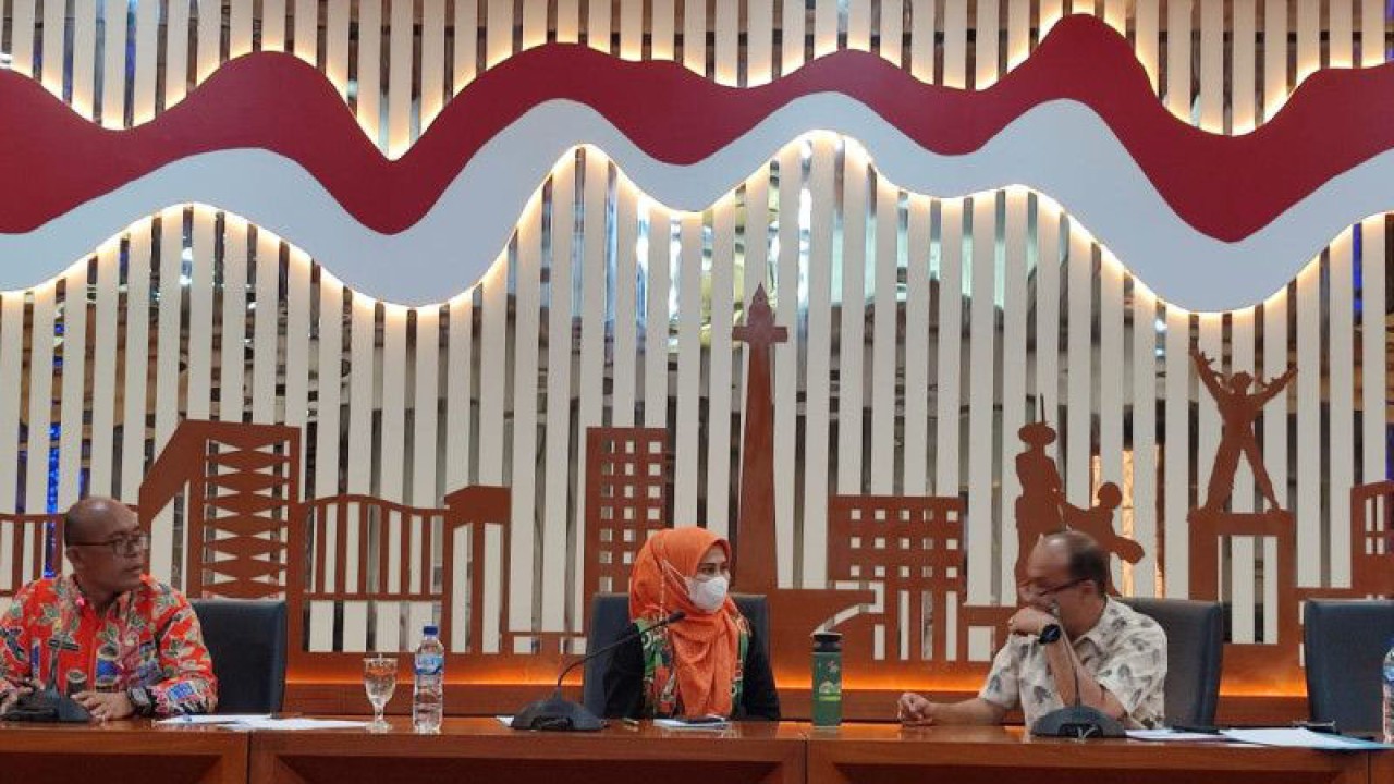 Suasana rapat koordinasi persiapan Hari Bebas Kendaraan Bermotor (HBKB) di Ruang Pola, Kantor Wali Kota Jakarta Pusat, Jalan Tanah Abang I, Gambir, Kamis (8/12/2022). ANTARA/HO-Pemerintah Kota Jakarta Pusat