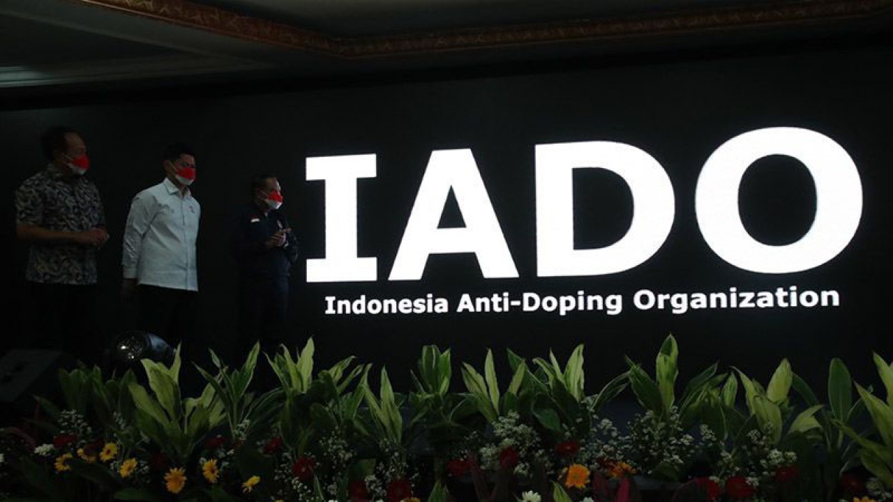 Arsip Foto - Lembaga Anti-Doping Indonesia (LADI) resmi berganti nama menjadi Indonesia Anti-Doping Organization (IADO) saat diperkenalkan dalam acara pengumuman pembebasan sanksi WADA di Kantor Kemenpora, Jakarta, Jumat (4/2/2022). ANTARA/HO-Kemenpora/am.