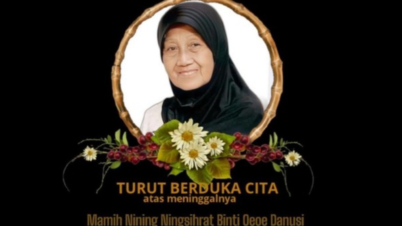 Ibunda almarhumah Nike Ardilla meninggal dunia/net