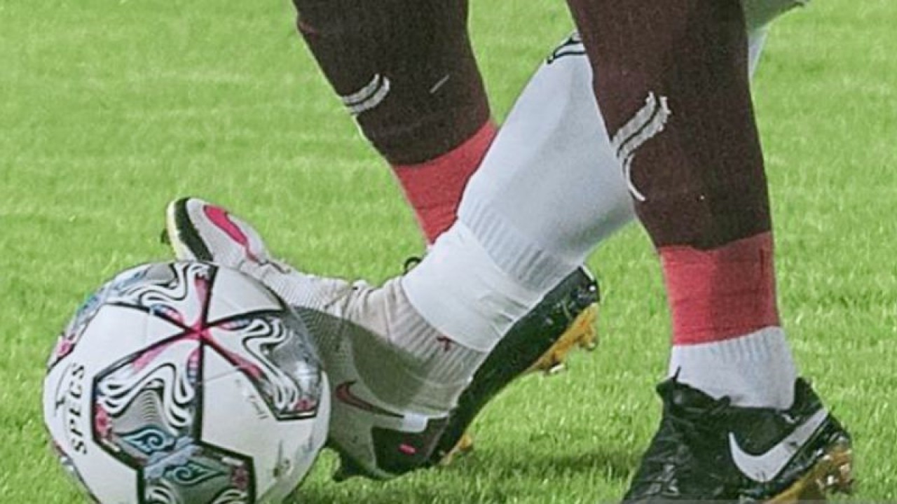 Ilustrasi bola. (ANTARA/Mohammad Ayudha/dok)