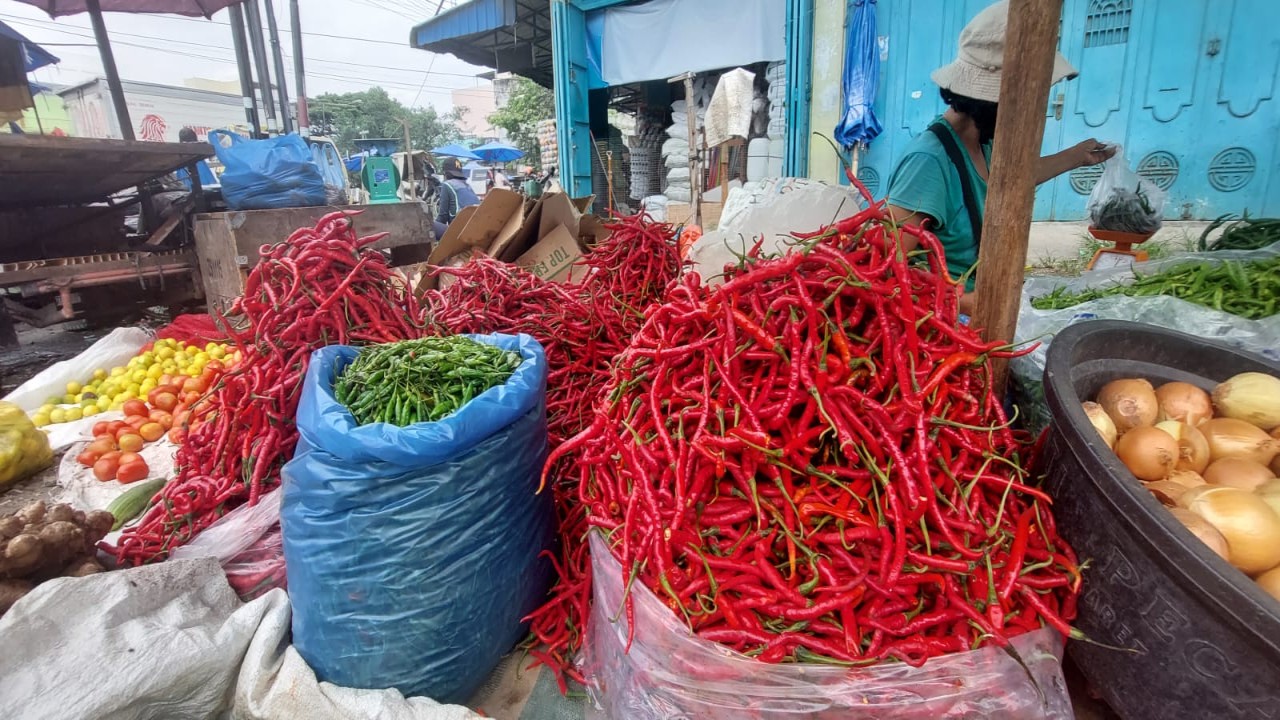 Ilustrasi cabai dan komiditas pangan di pasar tradisional/ist
