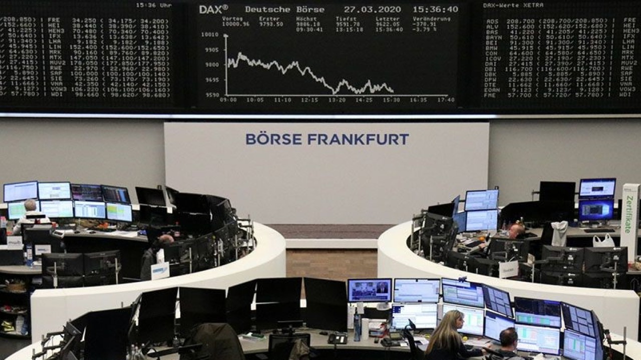Ilustrasi: Grafik indeks harga saham gabungan Jerman DAX terlihat di bursa saham di Frankfurt, Jerman. ANTARA/REUTERS/Staff.