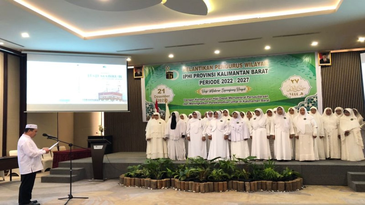 Ria Norsan saat kegiatan pelantikan pengurus wilayah IPHI Provinsi Kalbar periode 2022-2027 di Pontianak, Rabu. (ANTARA/Sucia Lucinda)