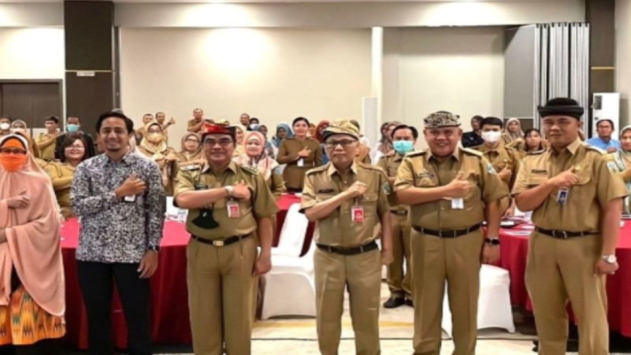 Sekretaris Daerah Provinsi Kaltara Suriansyah di Tanjung Selor, Bulungan, Selasa (13/12/2022) saat membuka Sosialisasi Jabatan Fungsional Pustakawan dan Bimtek angka Kredit Jabatan Pustakawan. ANTARA/HO-DKISP Provinsi Kaltara.