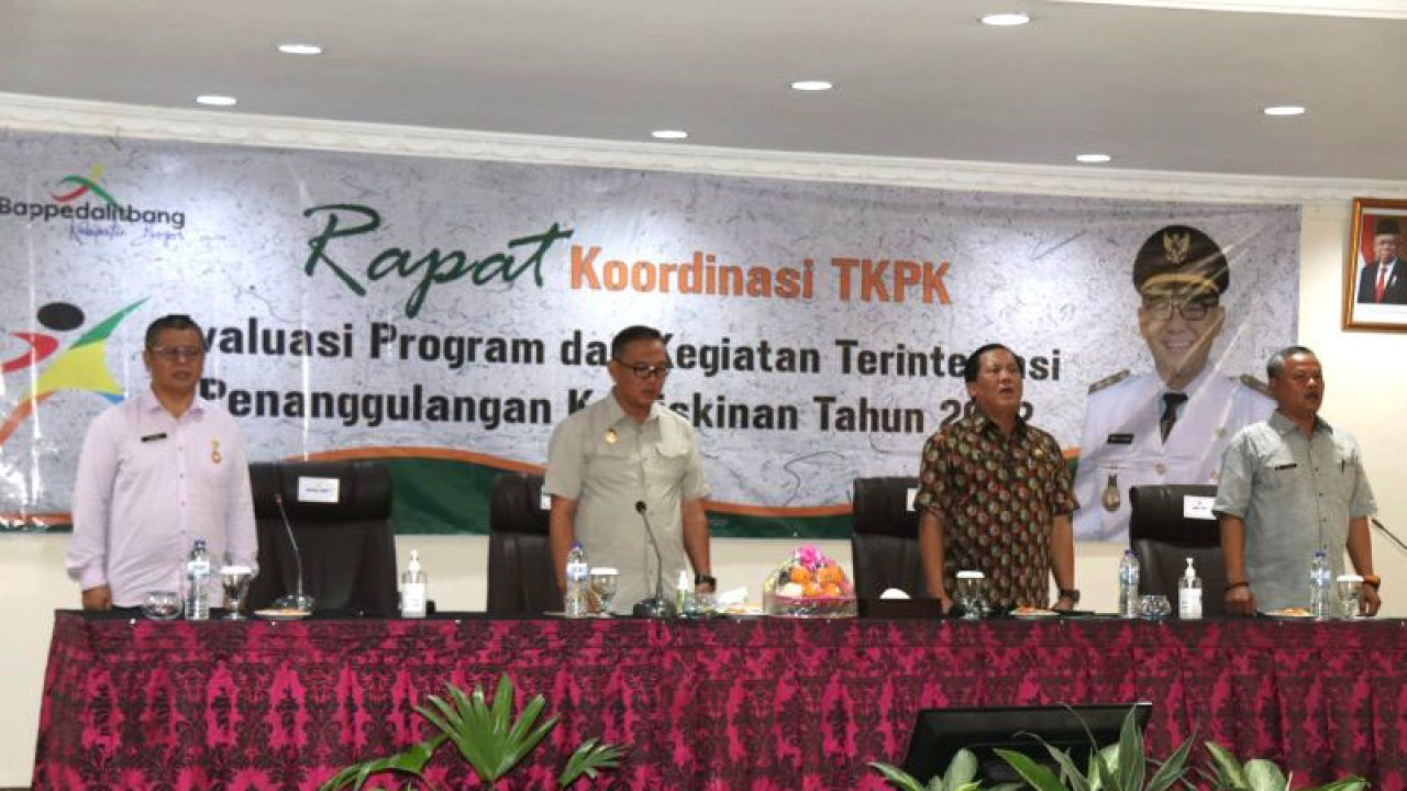 Plt Bupati Bogor, Iwan Setiawan rapat koordinasi TKPK di Cibinong, Kabupaten Bogor, Jawa Barat. (ANTARA/HO-Humas Pemkab Bogor)