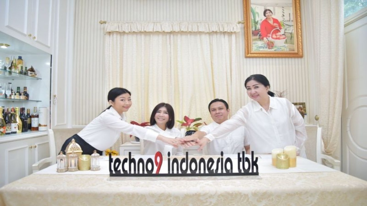 Jajaran direksi PT Techno9 Indonesia Tbk (ANTARA/HO-Techno9 Indonesia)