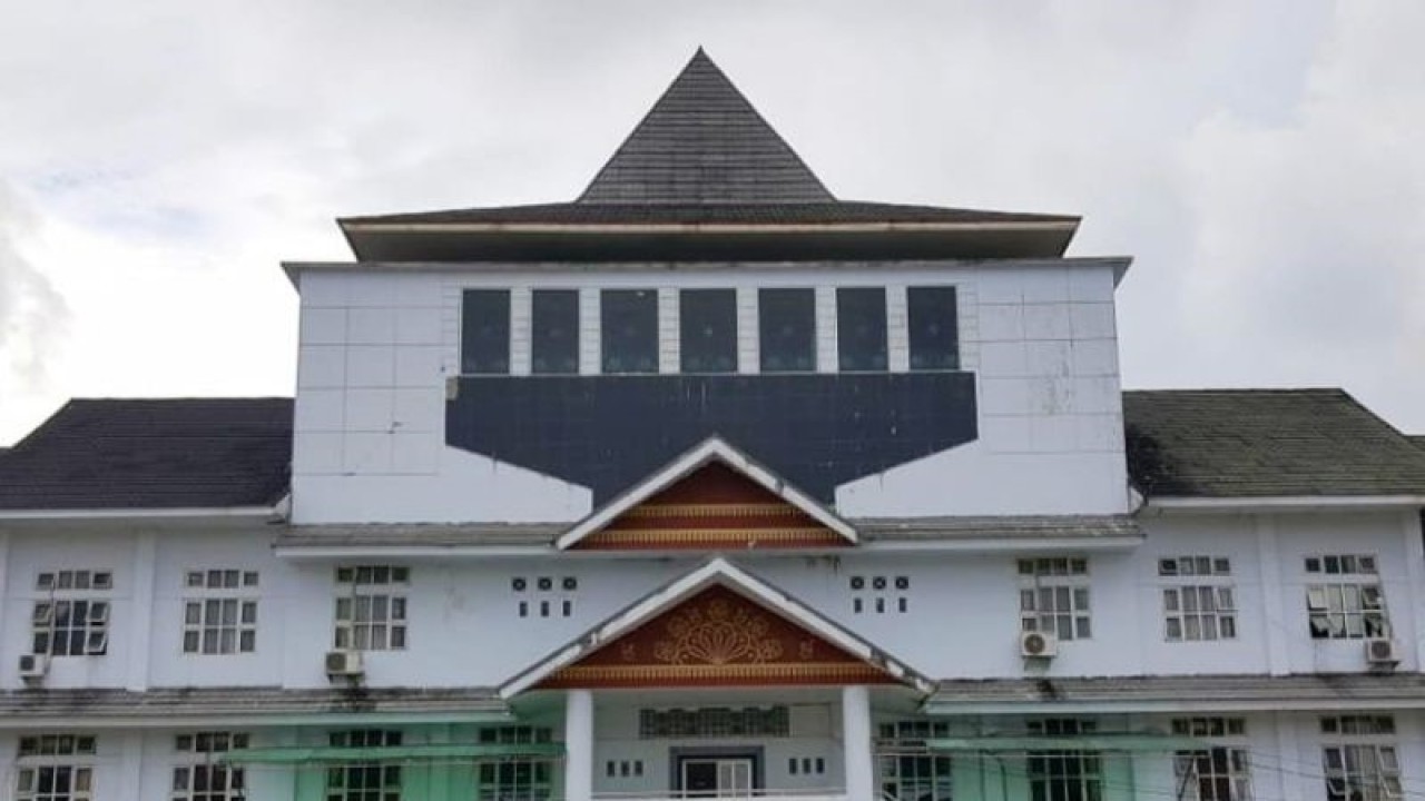 Kantor Bupati Mukomuko. ANTARA/Ferri