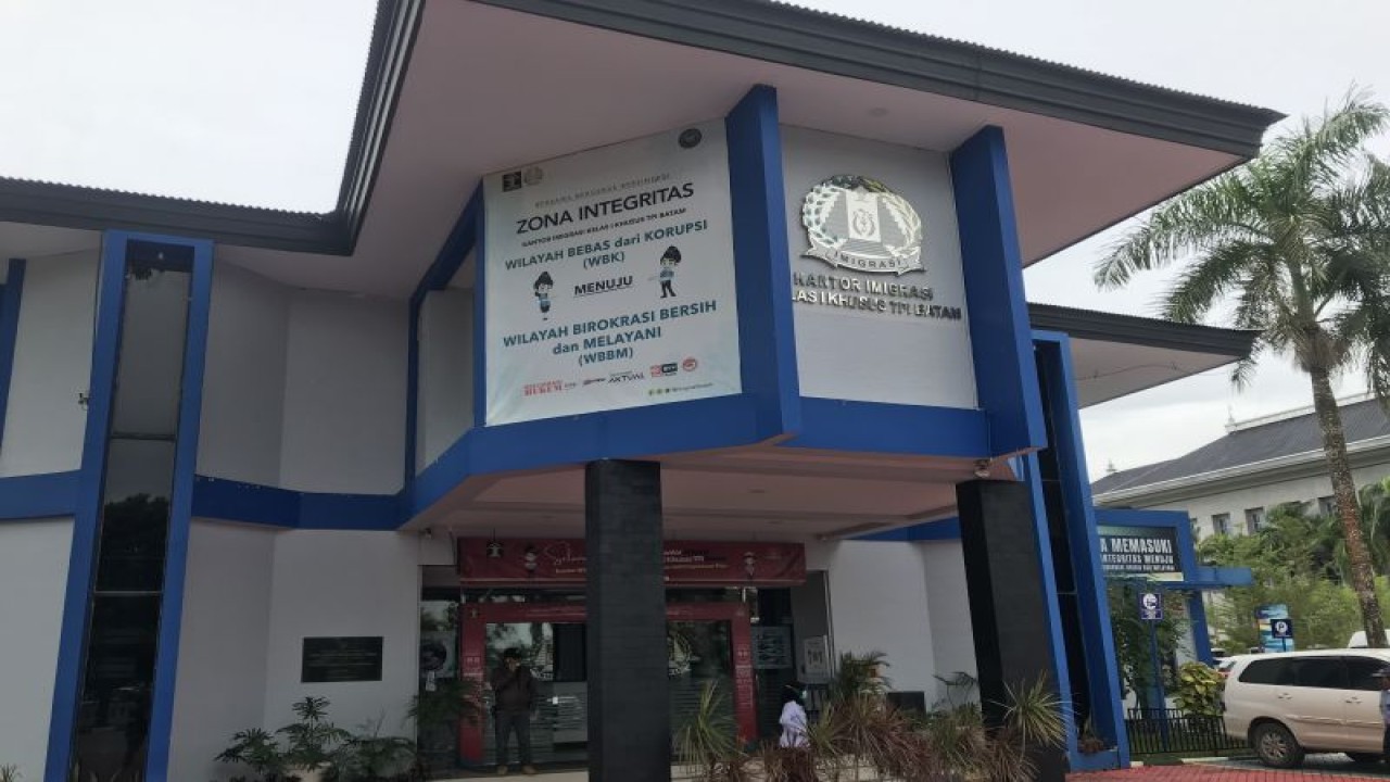 Kantor Imigrasi Kelas I Khusus Tempat Pemeriksaan Imigrasi (TPI) Batam. (ANTARA/Yude)