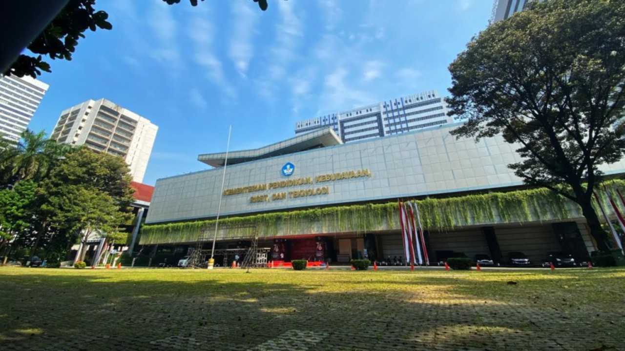 Kantor Kemendikbudristek. (Net)