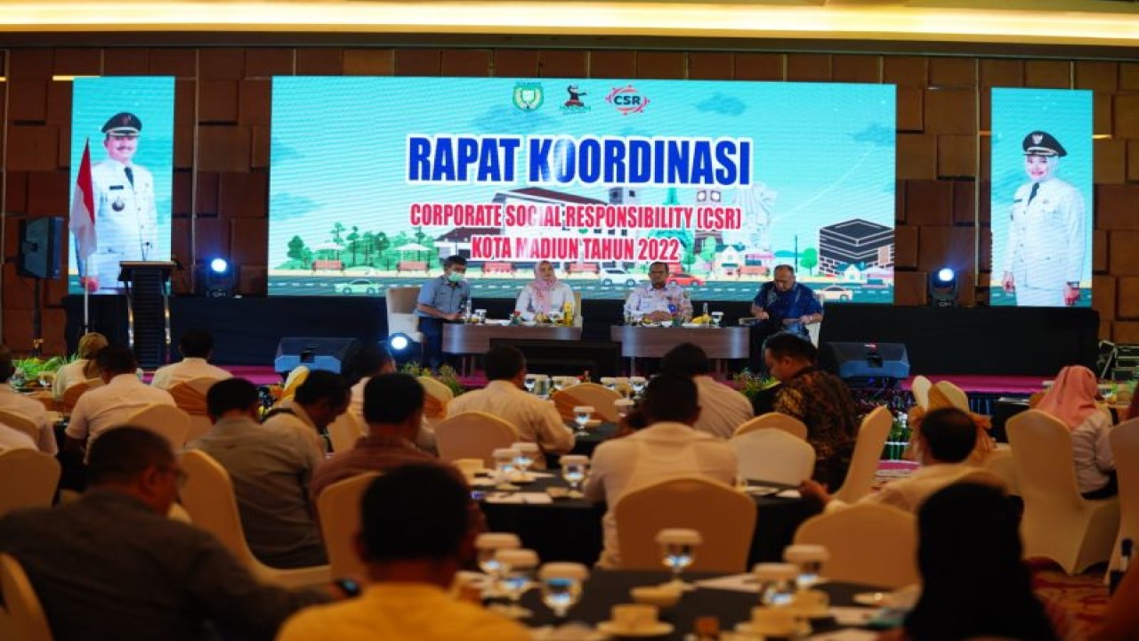 Kegiatan Rapat Koordinasi CSR Kota Madiun Tahun 2022 di Bima Ballroom Aston Hotel Madiun, Jatim. ANTARA/HO-Diskominfo Kota Madiun