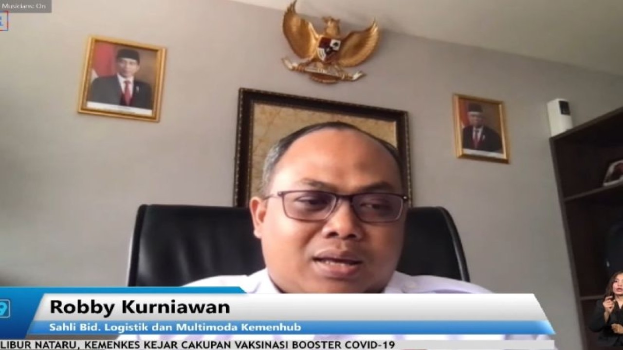 Tangkapan layar Staf Ahli Bidang Logistik dan Multimoda Kemenhub Robby Kurniawan dalam Dialog FMB9 bertajuk "Kesiapan Infrastruktur dan Protokol Kesehatan" yang dipantau secara daring di Jakarta, Senin (19/12/2022). (ANTARA/Youtube FMB9ID_ IKP)
