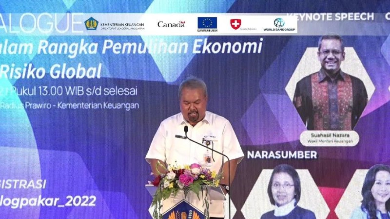 Tangkapan layar Staf Ahli Bidang Pengeluaran Negara Kementerian Keuangan Made Arya Wijaya Dialog Pakar “Peran APBN dalam Pemulihan Ekonomi” yang dipantau di Jakarta, Senin (12/12/2022). (ANTARA/Sanya Dinda)