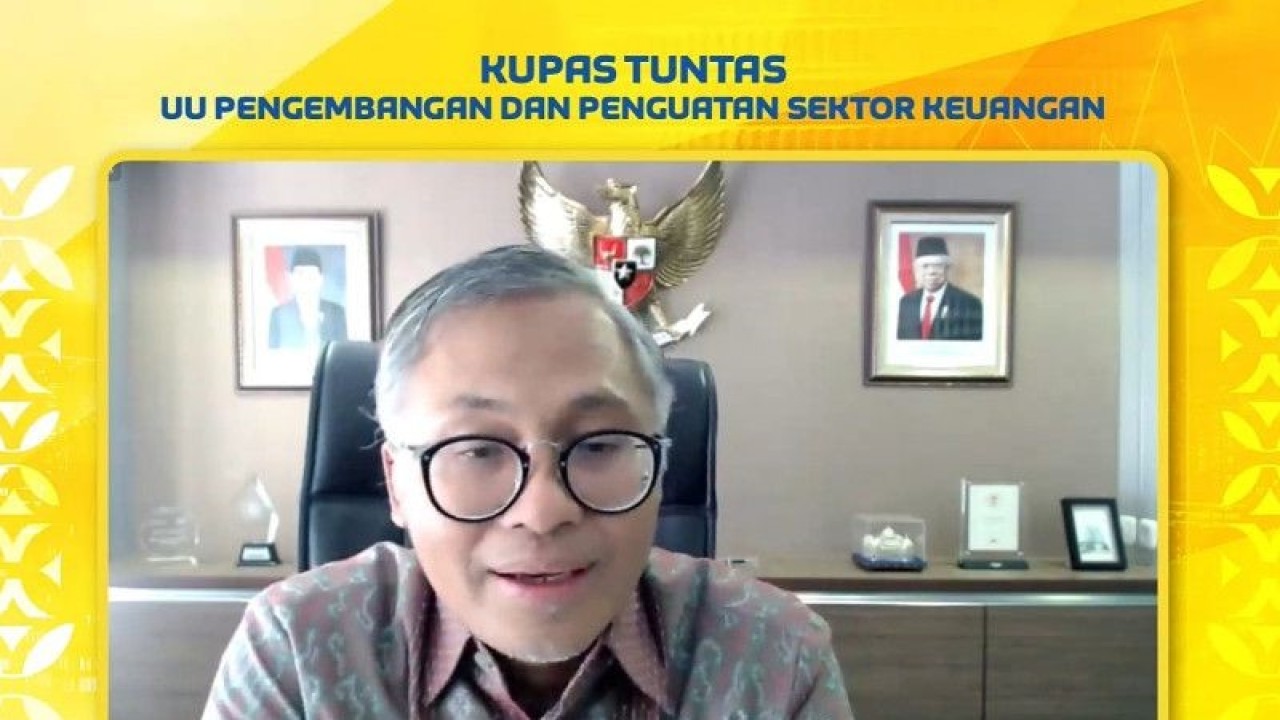 Tangkapan layar Direktur Jenderal Pengelolaan Pembiayaan dan Risiko (DJPPR) Kementerian Keuangan Suminto dalam webinar “Kupas Tuntas UU Pengembangan dan Penguatan Sektor Keuangan” yang dipantau di Jakarta, Kamis (22/12/2022). (ANTARA/Sanya Dinda)