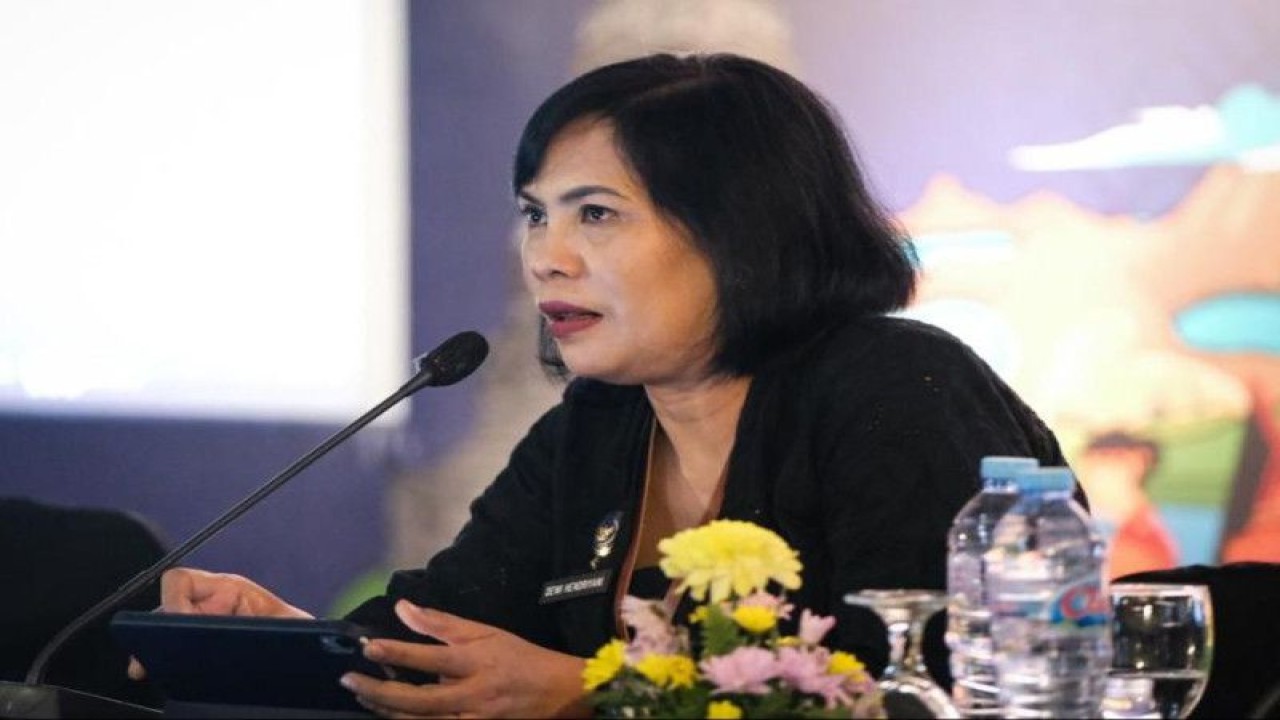 Kepala Biro Komunikasi Kementerian Pariwisata dan Ekonomi Kreatif I Gusti Ayu Dewi Hendriyani dalam sesi diskusi terkait "Destinasi dan Industri" dalam “Rapat Koordinasi Nasional Pariwisata dan Ekonomi Kreatif 2022” di Hotel Grand Sahid, Jakarta, Jumat (17/12/2022). ANTARA/HO-Kemenparekraf