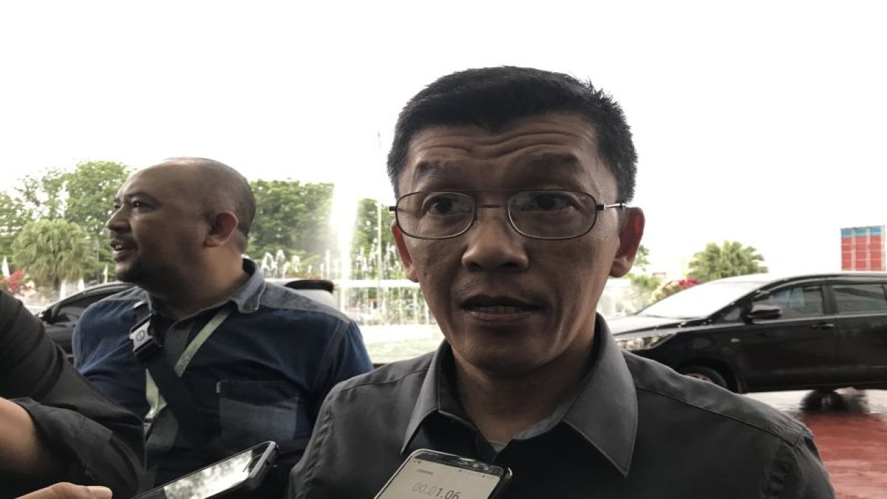 Kepala Dinas Komunikasi dan Informatika Kepri Hasan. ANTARA/Yude