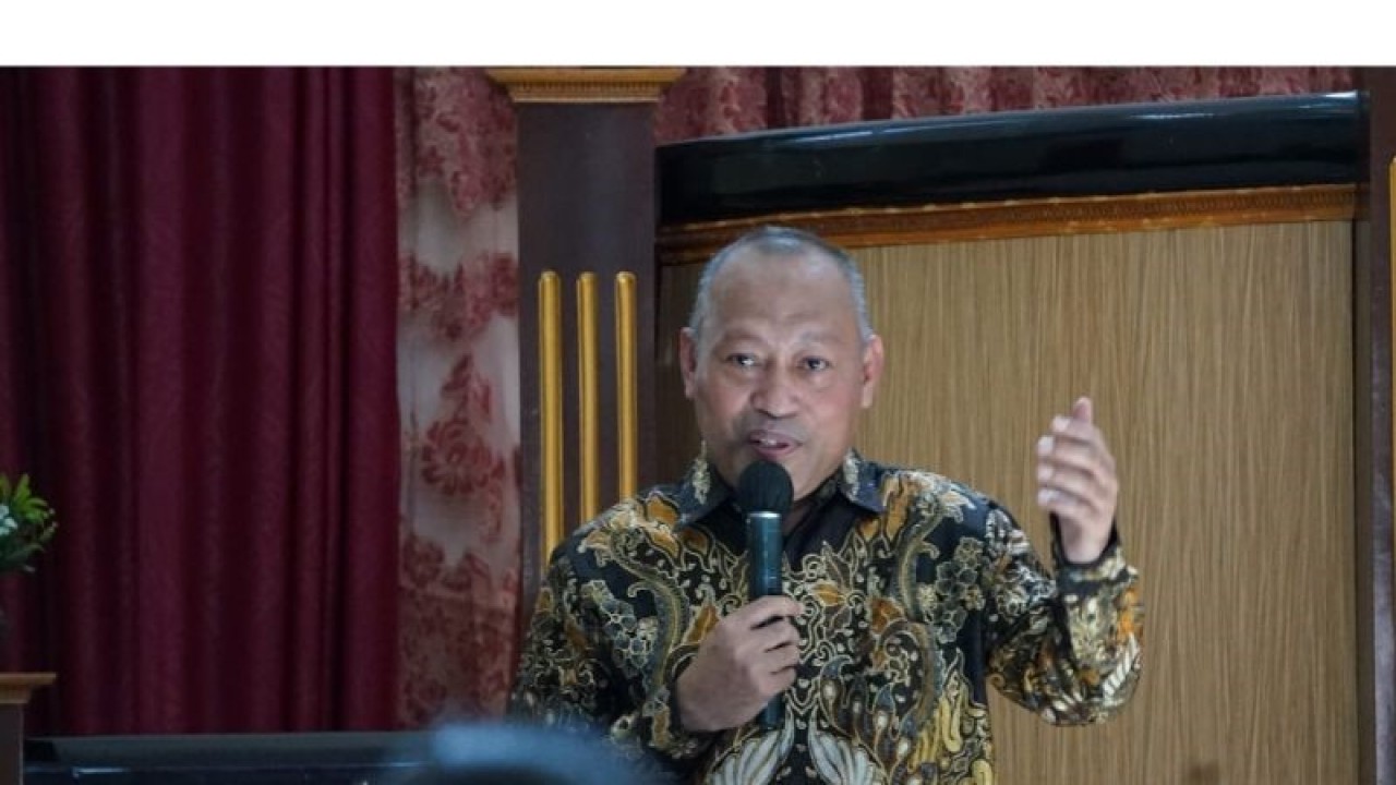 Kepala Kantor Wilayah Kemenag Sulawesi Utara (Sulut) Sarbin Sehe, di Manado, Minggu (25/12/2022). ANTARA/Nancy L Tigauw. (1)