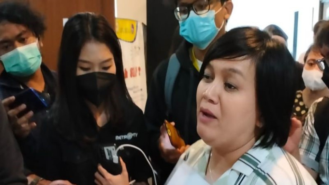 Kepala Komnas HAM, Atnike Nova Sigiro, saat diwawancara dengan awak media massa di Jakarta, Senin, (5/12/2022). ANTARA/Muhammad Zulfikar