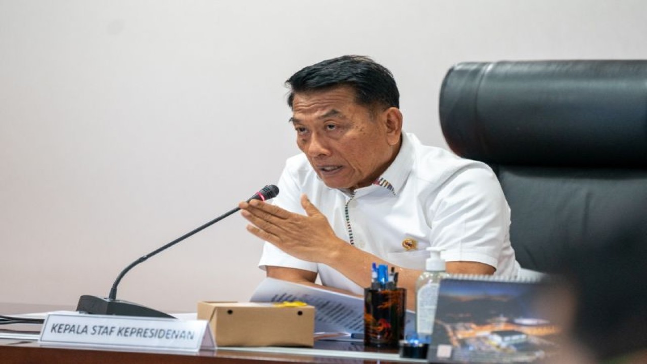 Kepala Staf Kepresidenan Moeldoko saat memimpin rakor terkait stok beras nasional bersama Kementan, Kemendag, Bulog, dan Badan Pangan Nasional, di Jakarta, Rabu (14/12/2022). ANTARA/HO-KSP