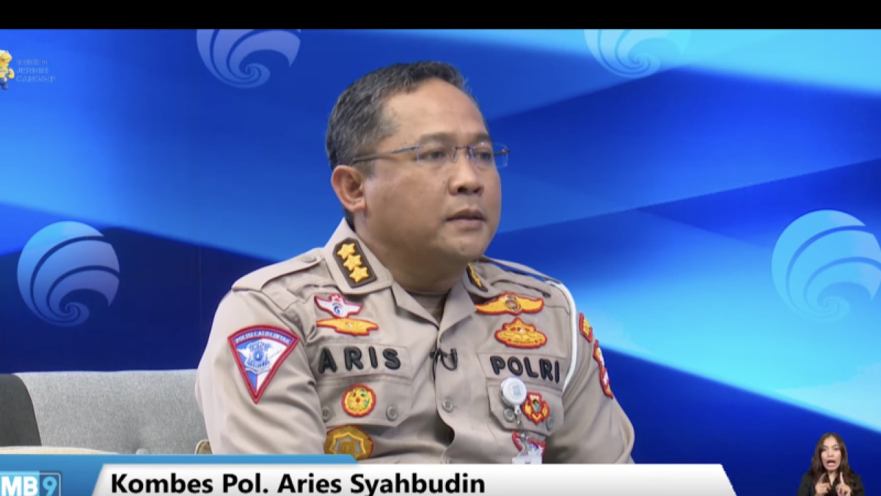 Tangkapan layar-Kasubdit Audit dan Inspeksi Ditkamsel Korlantas Polri Kombes Pol. Aries Syahbudin dalam acara Kesiapan Infrastruktur dan Protokol Kesehatan Natal dan Tahun Baru seperti dipantau di kanal YouTube FMB9ID_IKP di Jakarta, Senin (19/12/2022). (ANTARA/Putu Indah Savitri)
