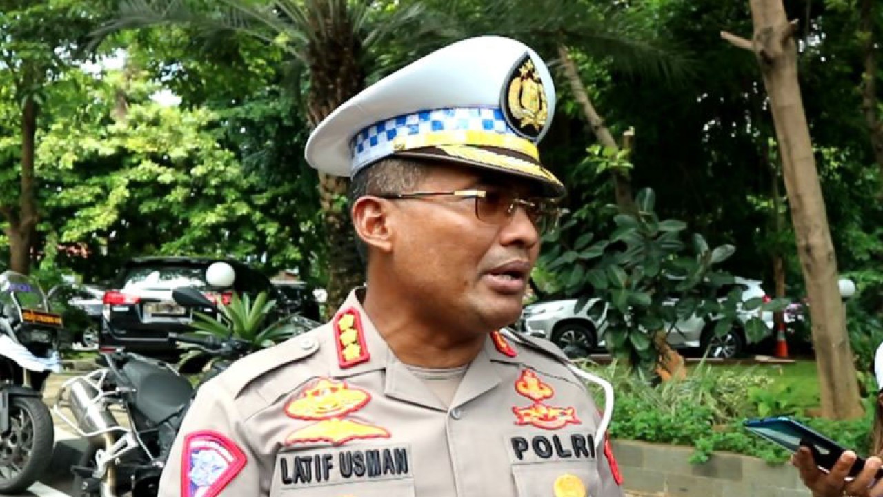 Direktur Lalu Lintas Polda Metro Jaya Kombes Pol Latif Usman. ANTARA/Fianda Sjofjan Rassat