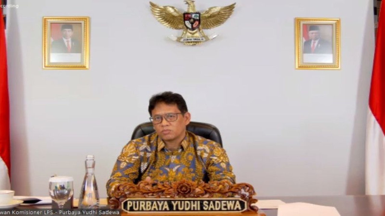 Ketua Dewan Komisioner Lembaga Penjamin Simpanan (LPS) Purbaya Sadewa dalam konferensi pers di Jakarta, Rabu (7/12/2022). (ANTARA/AstridFaidlatulHabibah)