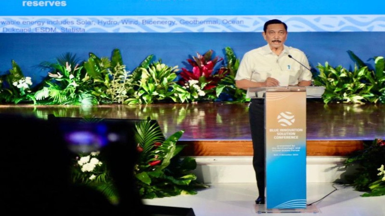 Menteri Koordinator Bidang Kemaritiman dan Investasi Luhut Binsar Pandjaitan dalam Pertemuan Keempat Tingkat Menteri Forum Negara Pulau dan Kepulauan (Archipelagic and Island States Forum atau AIS Forum) di Nusa Dua, Bali, Senin (5/12/2022). ANTARA/HO-Kemenko Kemaritiman dan Investasi.