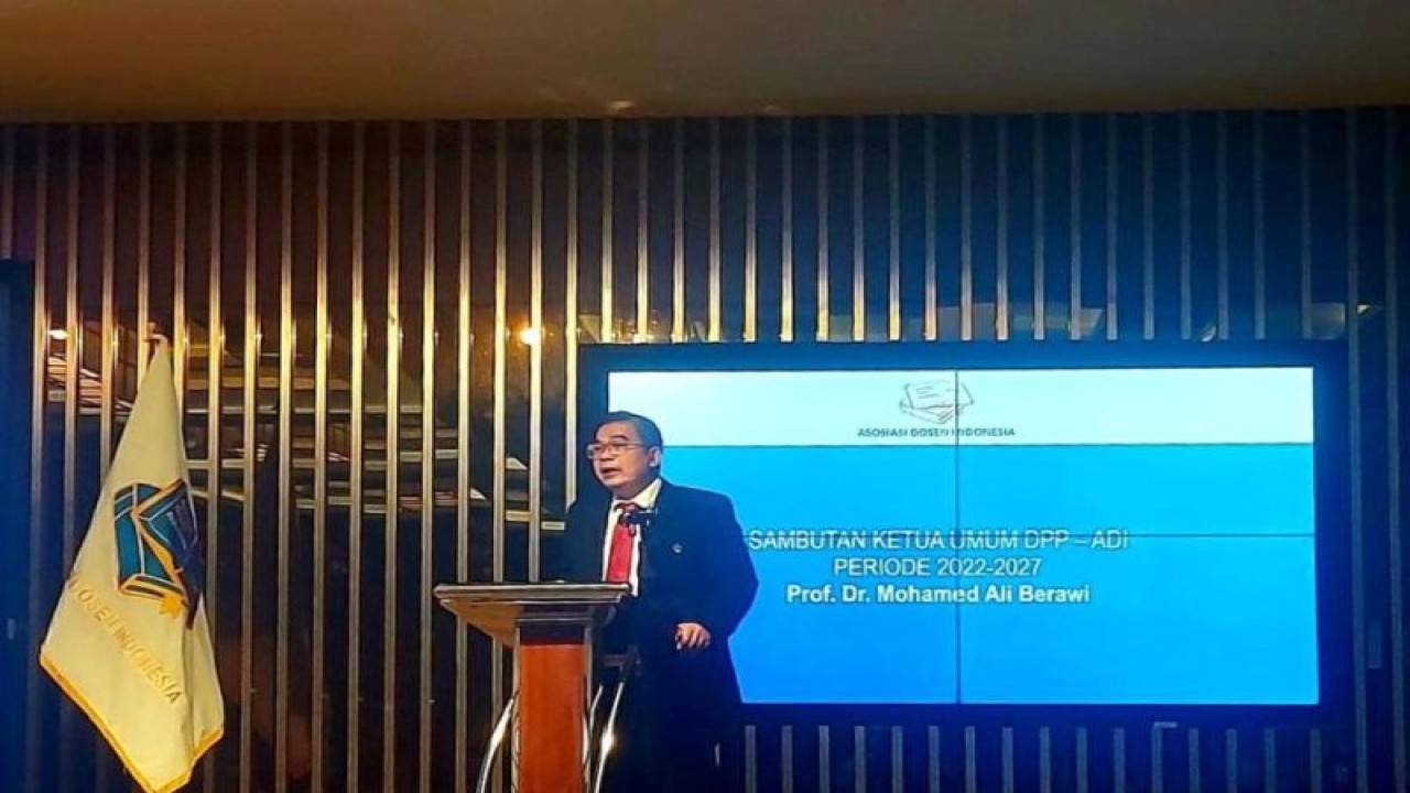 Ketua Umum Asosiasi Dosen Indonesia (ADI) M. Ali Berawi (ANTARA/istimewa)