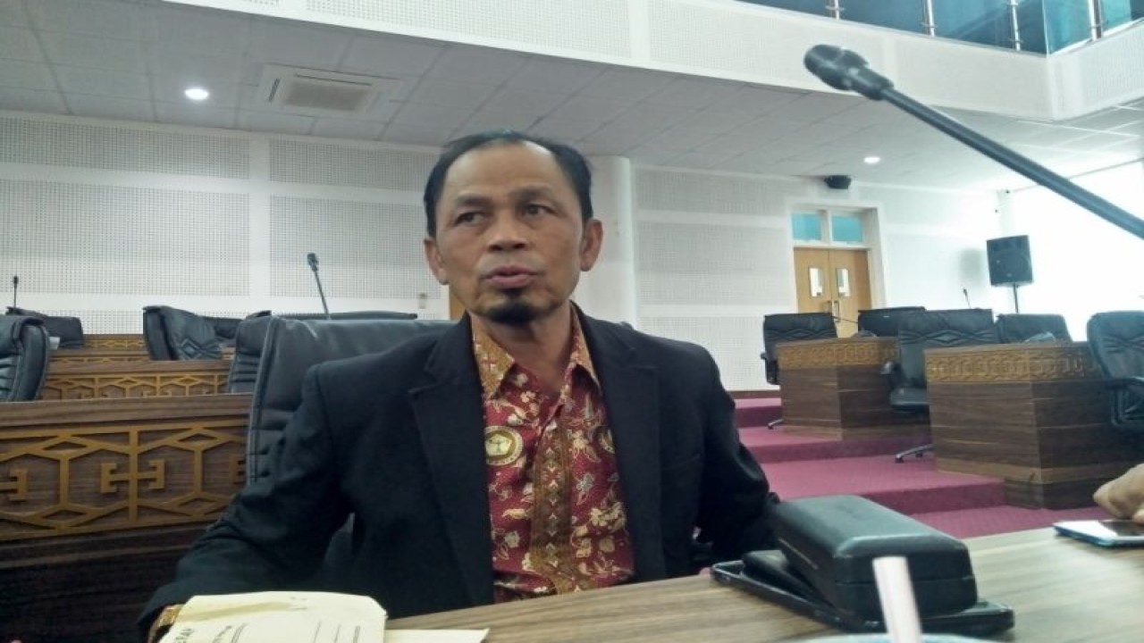 Ketua DPRD Lombok Tengah, NTB, M Tauhid (FOTO ANTARA/Akhyar)