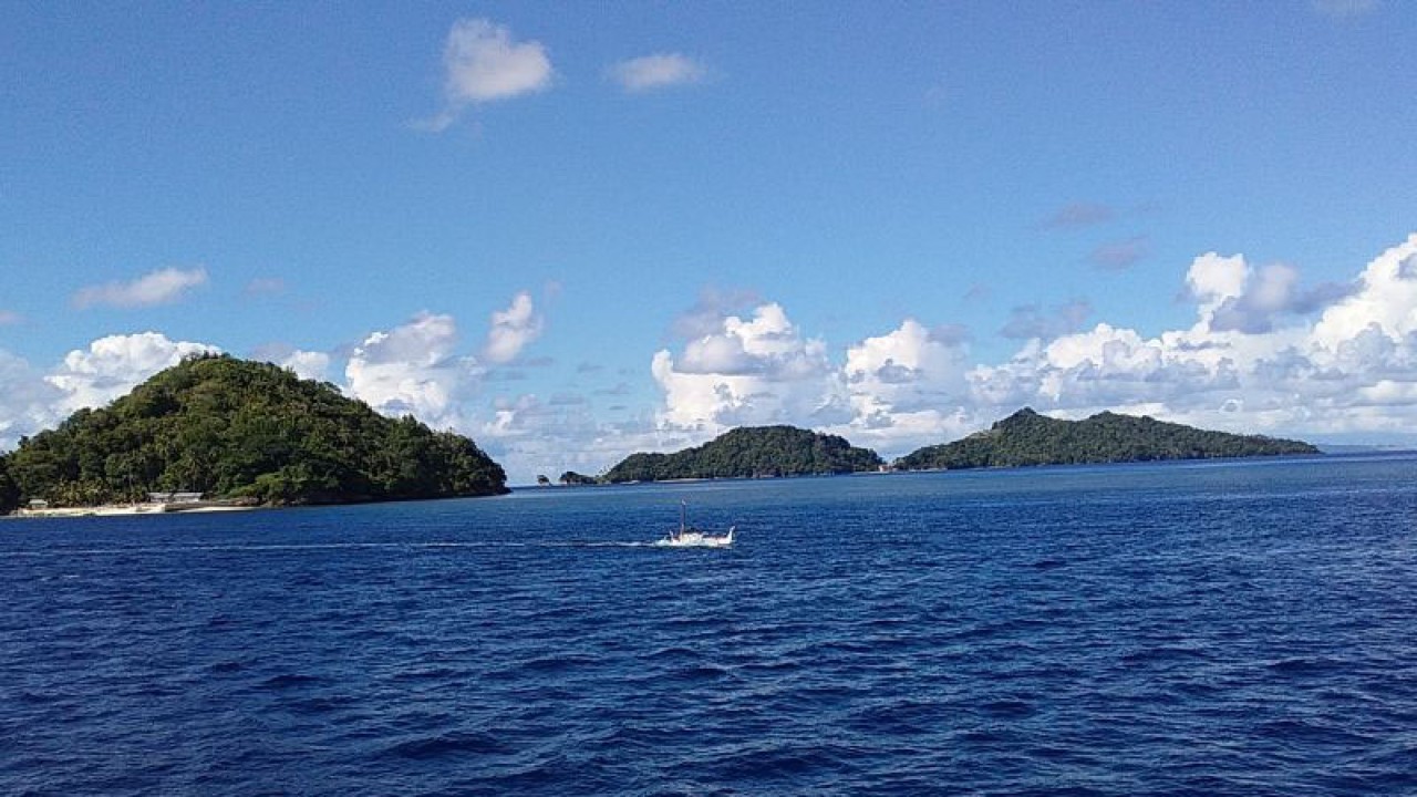 Ilustrasi - Perairan laut Kecamatan Manganitu Selatan Kabupaten Sangihe. ANTARA/Jerusalem Mendalora