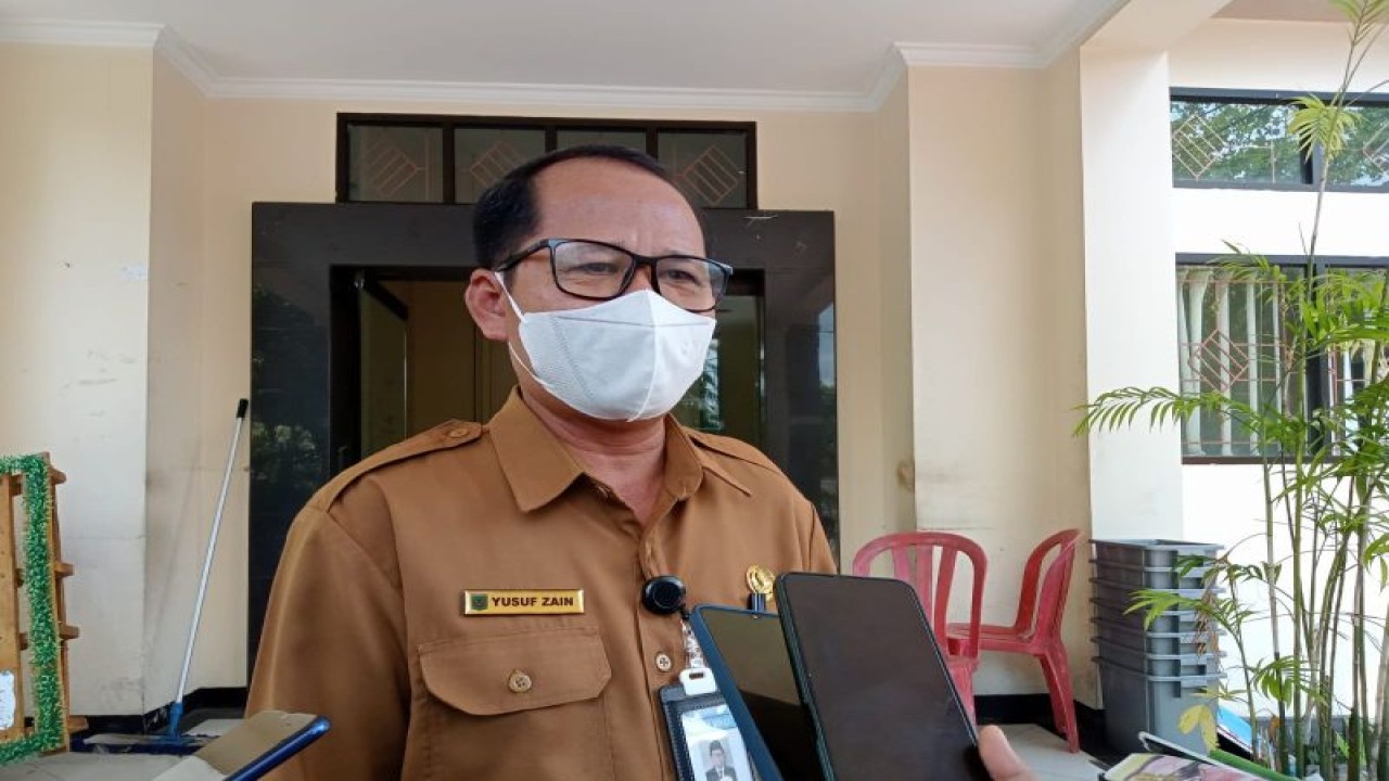 Kepala Dinas Pendidikan (Disdik) Kota Mataram Yusuf Zain. ANTARA/Nirkomala