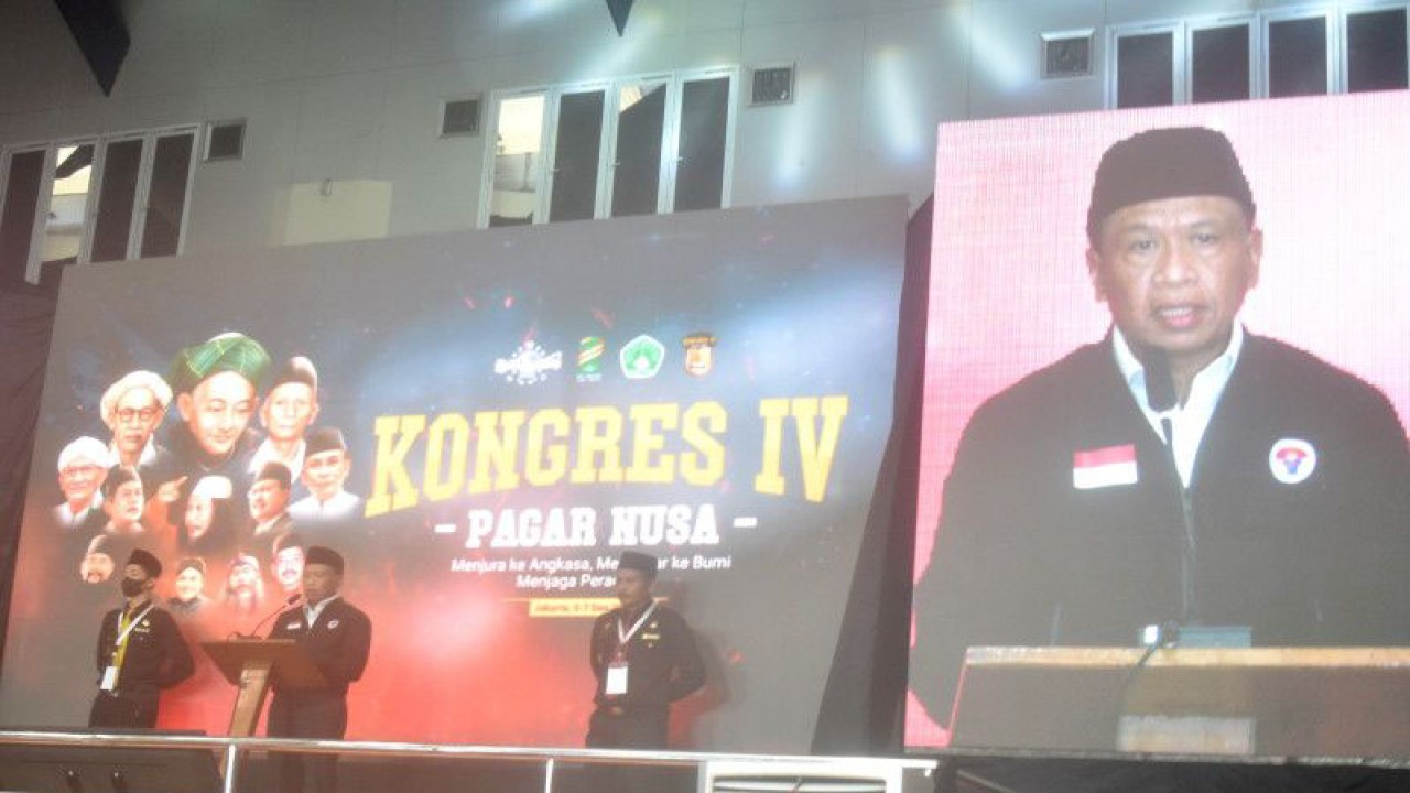 Menteri Pemuda dan Olahraga (Menpora) Zainudin Amali membuka Kongres Ke-4 Pagar Nusa di Taman Mini Indonesia Indah (TMII), Jakarta, Senin (5-12-2022). ANTARA/Fauzi Lamboka