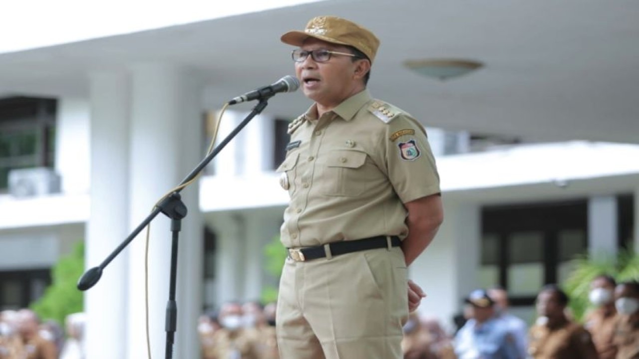 Arsip Foto. Wali Kota Makassar Moh Ramdhan Pomanto memimpin apel di Balai Kota Makassar, Sulawesi Selatan. (ANTARA/HO/Dokumentasi Humas Pemkot Makassar)