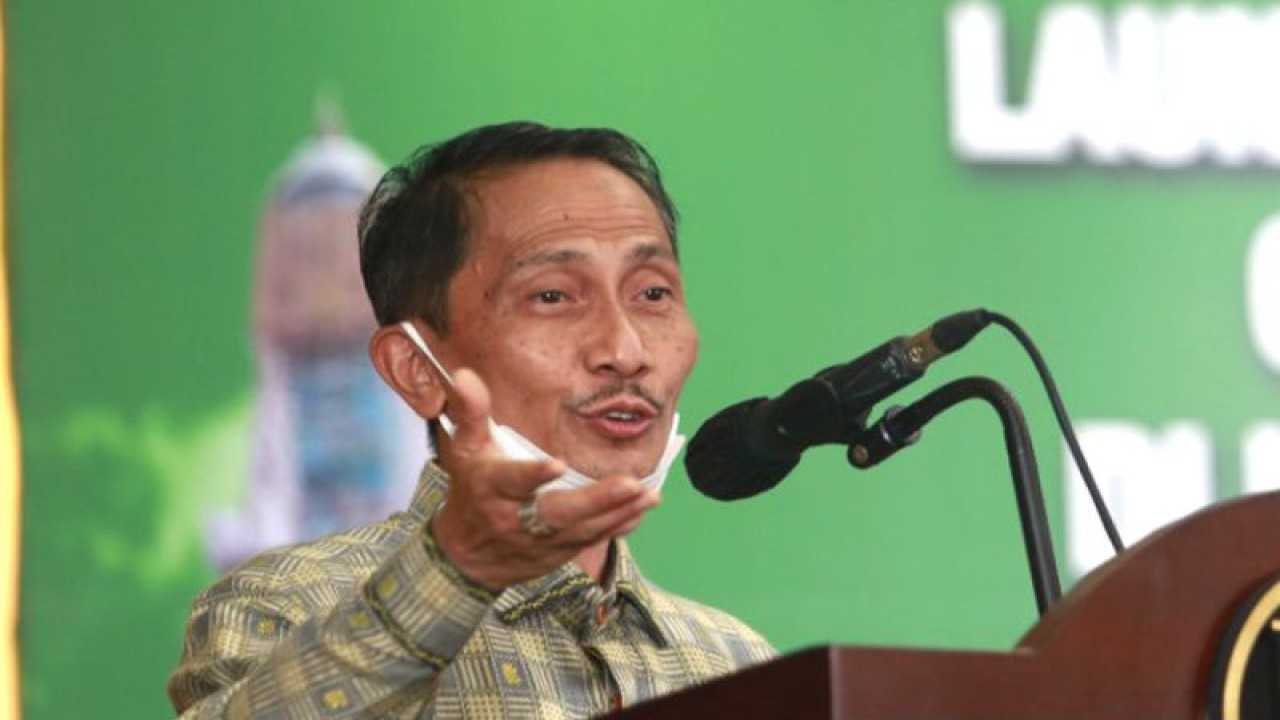 Bupati Gorontalo Nelson Pomalingo. ANTARA/Adiwinata Solihin