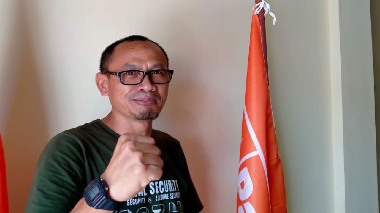 Ketua Exco Partai Buruh Nusa Tenggara Barat (NTB), Lalu Wira Sakti. ANTARA/Nur Imansyah.