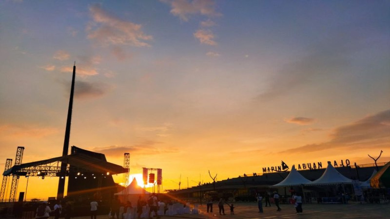 Waterfront City, Labuan Bajo, Manggarai Barat, NTT. (ANTARA/Fransiska Mariana Nuka)