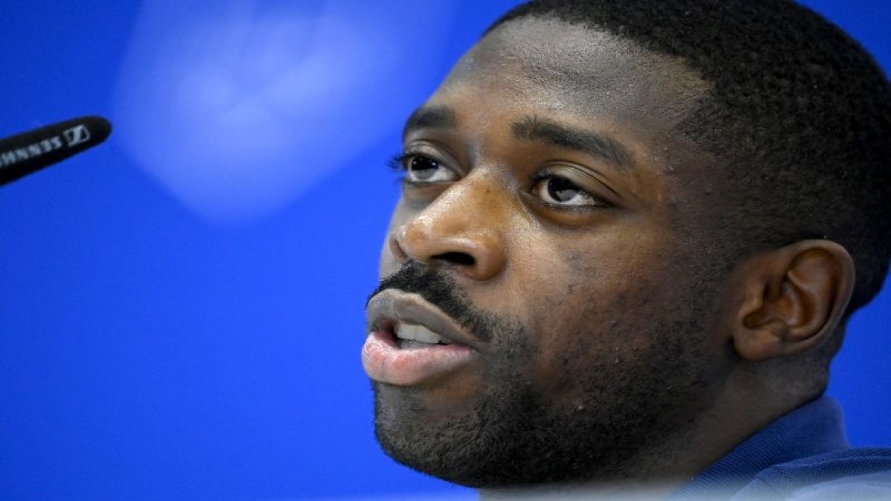 Pemain Prancis Ousmane Dembele dalam jumpa pers di pusat pelatihan Al Sadd SC di Doha pada 16 Desember 2022. (ANTARA/AFP/FRANCK FIFE)