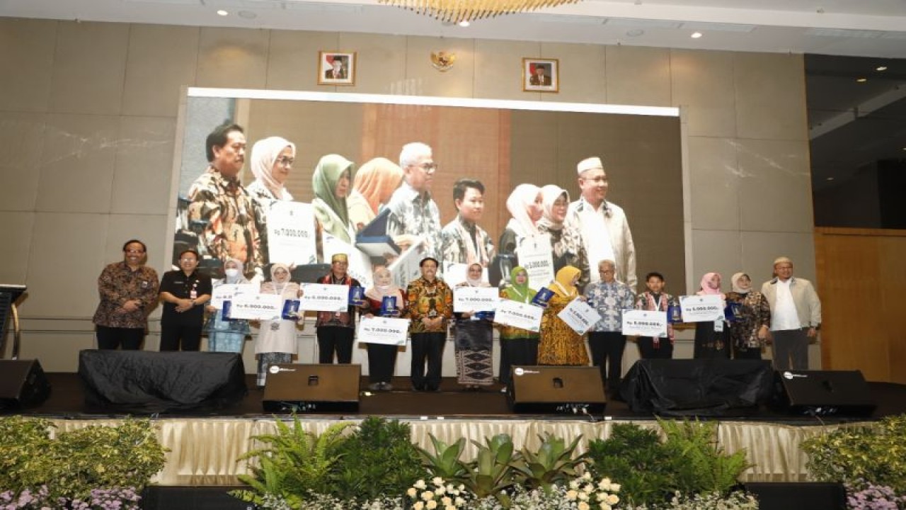 Pelaksanaan Peer Learning Meeting Nasional Program Transformasi Perpustakaan Berbasis Inklusif Sosial (TPBIS) di Surabaya, Senin (5/12/2022). ANTARA/HO-Humas Perpusnas
