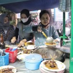 Pelaku usaha kuliner di Kota Bandung, Jawa Barat. (ANTARA/HO-Humas Pemkot Bandung)-1670581498
