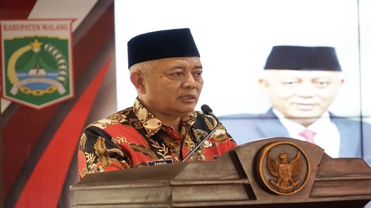 Bupati Malang M Sanusi pada saat memberikan pengarahan dalam Pembinaan dan Pengembangan Ekspor dan Produk Unggulan, di Kabupaten Malang, Jawa Timur, Kamis (29/12/2022). (ANTARA/HO-Humas Pemkab Malang)