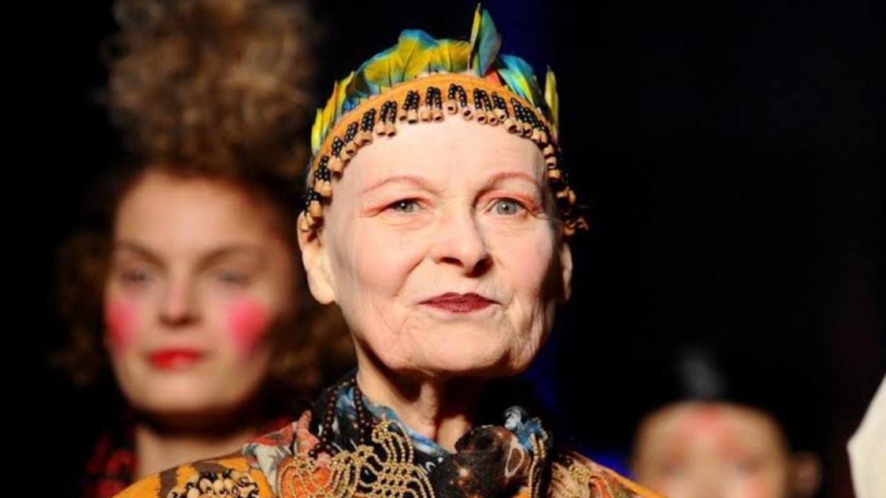 Perancang Busana Vivienne Westwood/net
