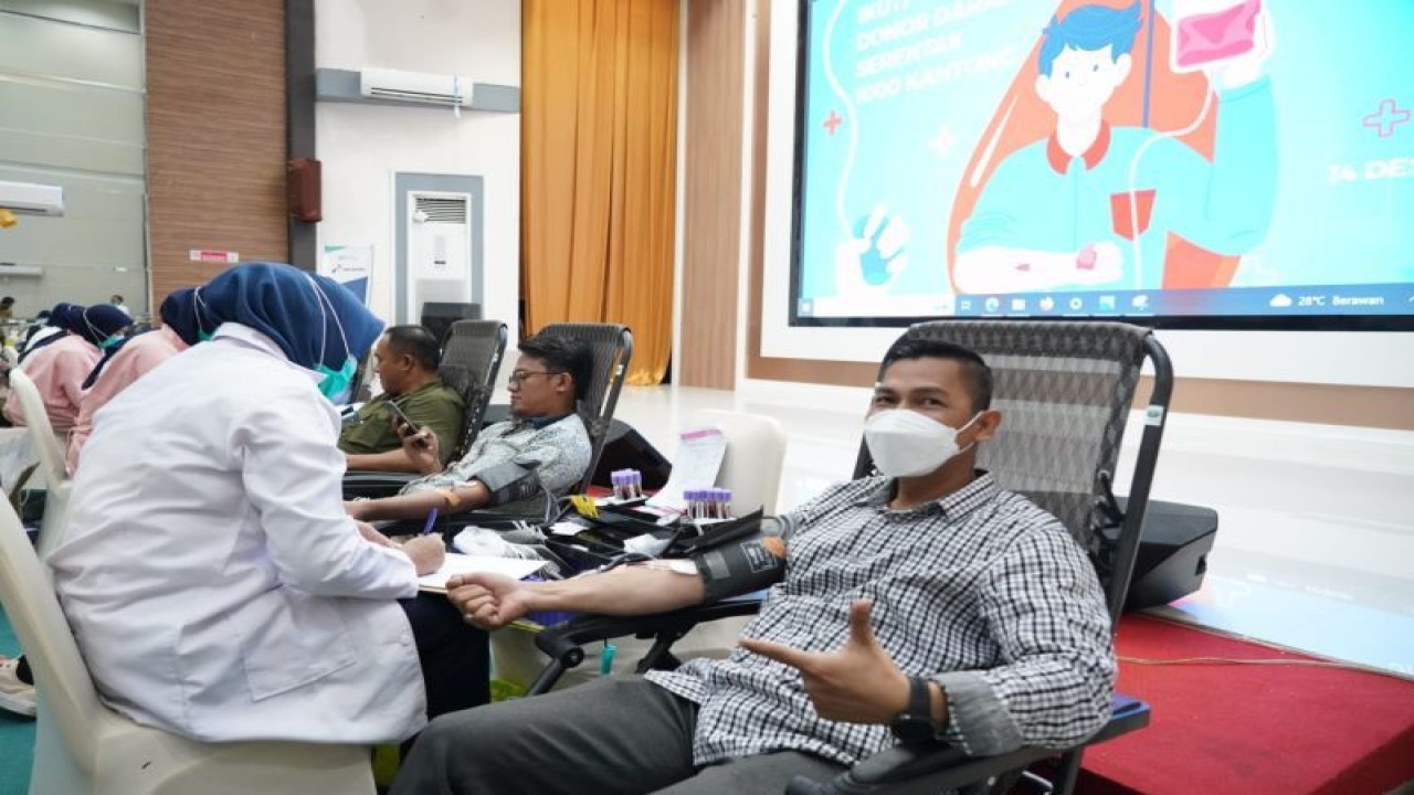 Pertamina Patra Niaga Regional Sumatera Bagian Selatan (Sumbagsel) menggelar donor darah secara serentak di lima provinsi meliputi wilayah Sumtera Selatan yaitu Palembang, Kabupaten Lahat, Baturaja (Kabupaten Ogan Komering Ulu), dan Kota Lubuk Linggau, serta Jambi, Bengkulu, Bangka Belitung, dan Lampung (ANTARA/HO-Pertamina Patra Niaga Regional Sumbagsel/2022)
