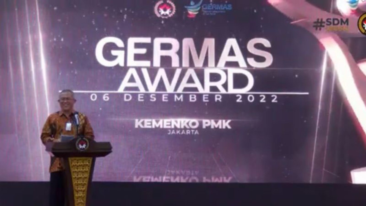 Tangkapan layar Deputi Bidang Koordinasi Peningkatan Kualitas Kesehatan dan Pembangunan Kependudukan Kemenko PMK Agus Suprapto pada acara "Germas Award". ANTARA/Wuryanti Puspitasari.