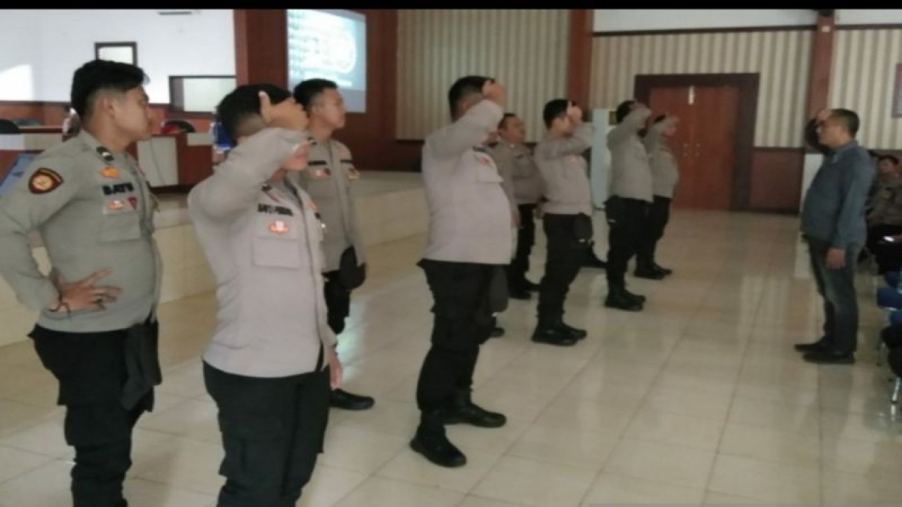 Personel Polda Sumsel dibekali kemampuan hipnoterapi (ANTARA/Yudi Abdullah/22)